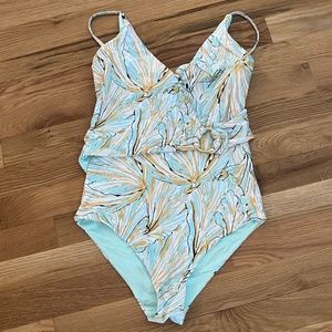 EUC, DVF one piece Swimsuit, SZ 10
